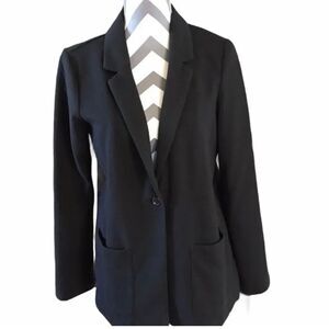 Rose + Olive MEDIUM Black Jacket With Pockets